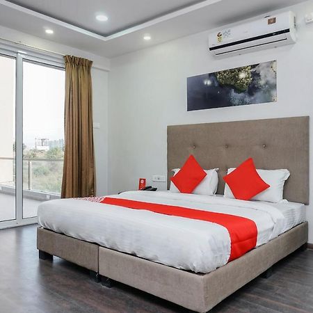 Oyo 16832 Hotel I Suite 2 Mangvadi 外观 照片