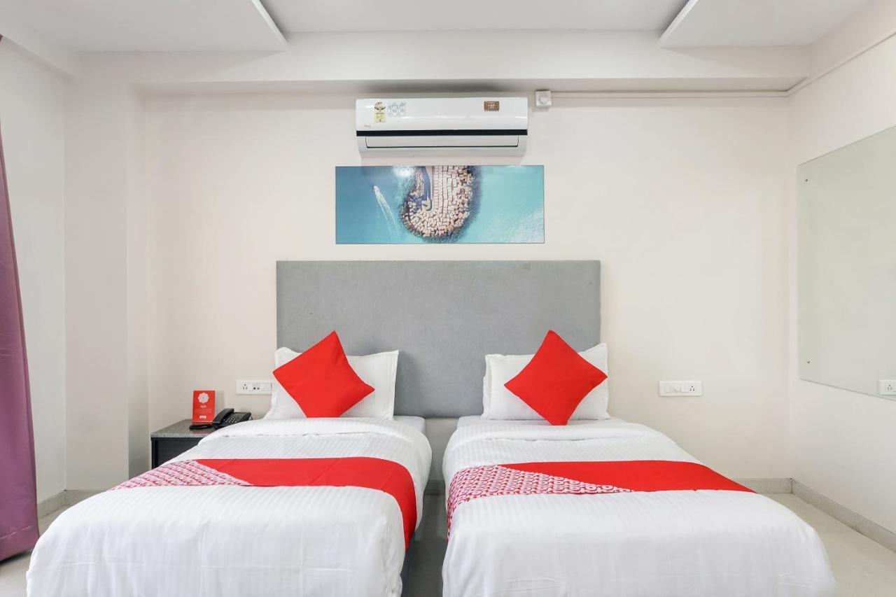 Oyo 16832 Hotel I Suite 2 Mangvadi 外观 照片