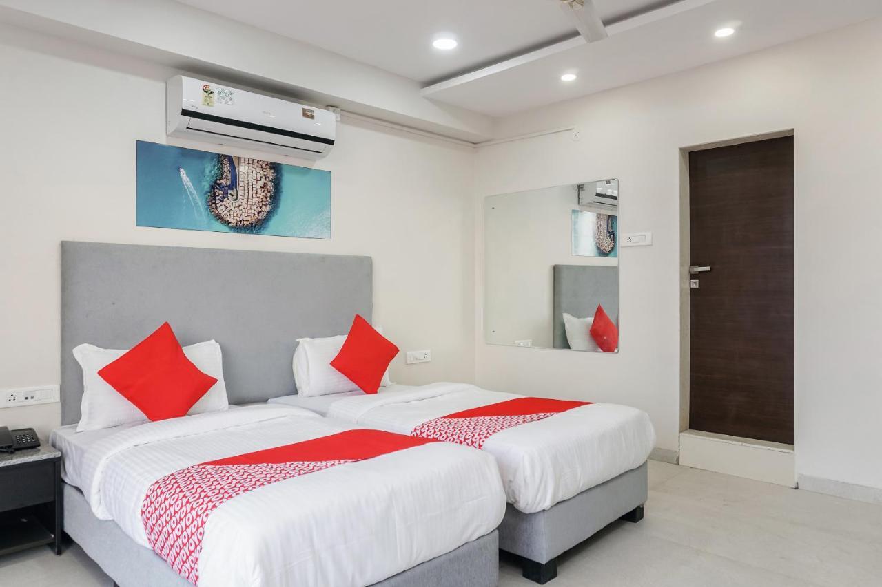 Oyo 16832 Hotel I Suite 2 Mangvadi 外观 照片